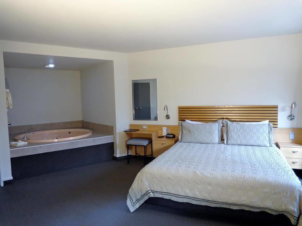 Clearwater Motor Lodge Taupo Dış mekan fotoğraf